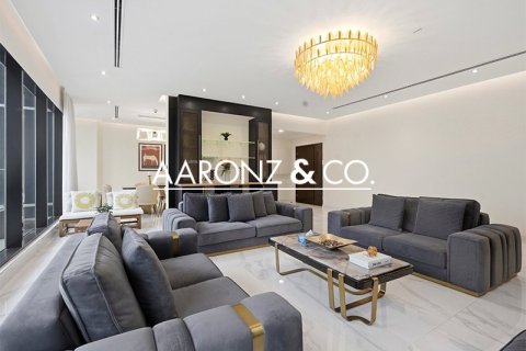 Appartement à Jumeirah Lake Towers, Dubai, 4 chambres, 442 m², № 97452 - photo 2