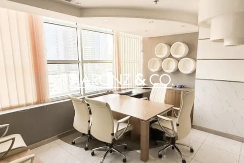 Office in Jumeirah Lake Towers, Dubai 165 sq.m. № 97457 - photo 9