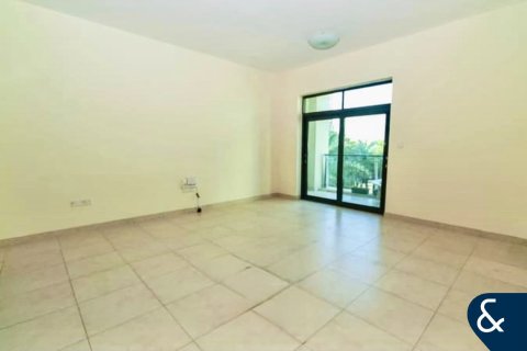 Снять в аренду квартиру в The Views, Дубай: 3 спальни, 140м², № 79411 - фото 4