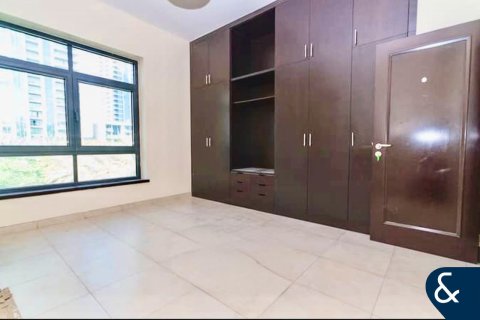 Снять в аренду квартиру в The Views, Дубай: 3 спальни, 140м², № 79411 - фото 8