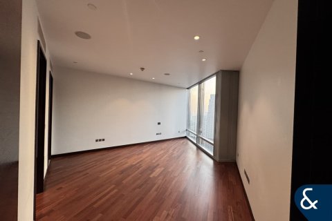 Снять в аренду квартиру в Даунтаун Дубай (Даунтаун Бурдж Дубай), Дубай: 1 спальня, 102м², № 79410 - фото 2