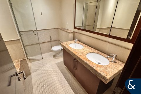 Appartement à SOUTH RIDGE à Downtown Dubai (Downtown Burj Dubai), Dubai, 2 chambres, 138 m², № 79408 - photo 9