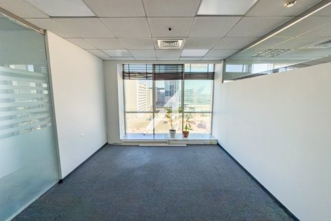 Oficina en Dubai, 106.8 m², № 78181 - foto 1