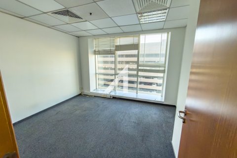 Oficina en Dubai, 106.8 m², № 78181 - foto 8