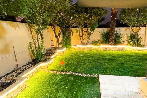 Villa in Dubai Hills Estate, Dubai 4 bedrooms, 302.3 sq.m. № 77183 - photo 17