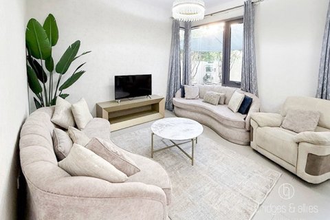 Villa in Dubai Hills Estate, Dubai 4 bedrooms, 302.3 sq.m. № 77183 - photo 3