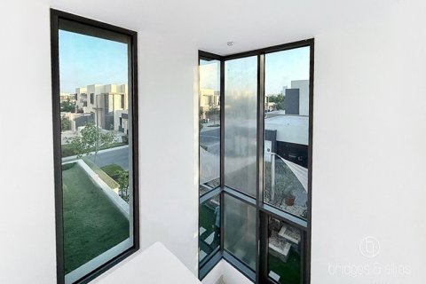 Villa in Dubai Hills Estate, Dubai 4 bedrooms, 302.3 sq.m. № 77183 - photo 16