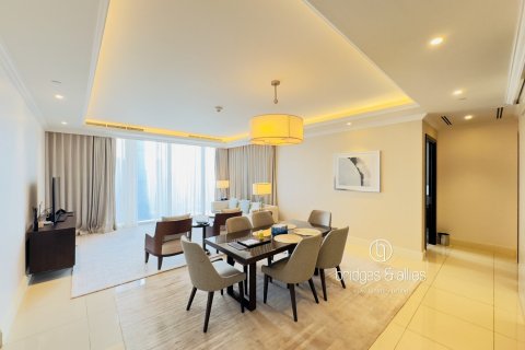 Apartment in Downtown Dubai (Downtown Burj Dubai), Dubai 3 bedrooms, 202.7 sq.m. № 77193 - photo 3