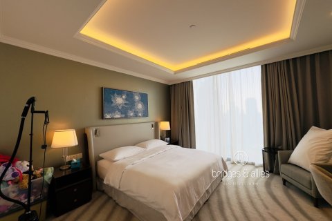 Apartment in Downtown Dubai (Downtown Burj Dubai), Dubai 3 bedrooms, 202.7 sq.m. № 77193 - photo 16