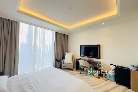 Apartment in Downtown Dubai (Downtown Burj Dubai), Dubai 3 bedrooms, 202.7 sq.m. № 77194 - photo 7