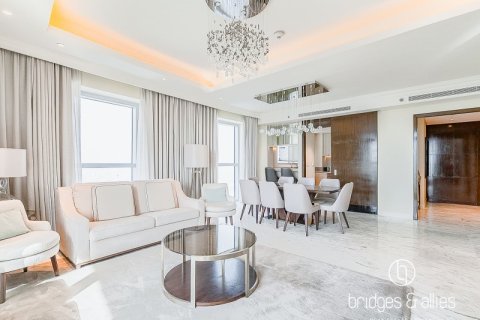 Apartamento en Downtown Dubai (Downtown Burj Dubai), Dubai, 3 dormitorios, 189.9 m², № 77195 - foto 2