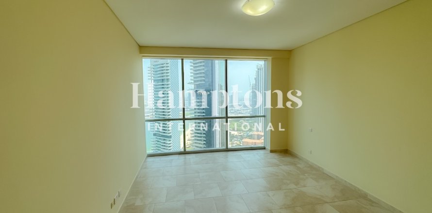 Apartment in Jumeirah Beach Residence, Dubai 3 bedrooms, 202.529 sq.m. № 115259