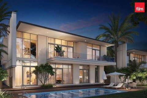 Villa in Dubai 5 bedrooms, 974 sq.m. № 139222 - photo 8