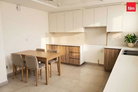 Apartment in Mirdif, Dubai 2 bedrooms, 149.4 sq.m. № 139219 - photo 4
