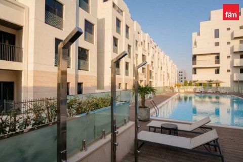 Apartment in Mirdif, Dubai 2 bedrooms, 149.4 sq.m. № 139219 - photo 10