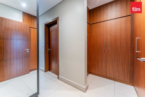 Apartamento en The Hills, Dubai, 3 dormitorios, 193.1 m², № 139218 - foto 9
