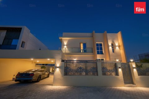 Villa à Al Furjan, Dubai, 6 chambres, 617 m², № 112042