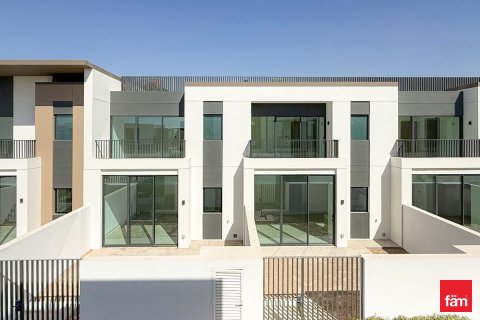 Villa in Dubai 4 bedrooms, 313.5 sq.m. № 112039 - photo 17