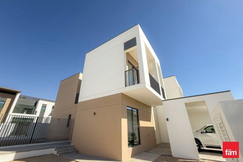 Villa in Dubai 4 bedrooms, 313.5 sq.m. № 112039 - photo 18