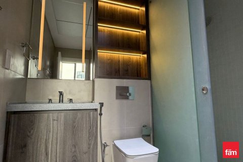 Apartment in Business Bay, Dubai 2 bedrooms, 108.8 sq.m. № 109131 - photo 14