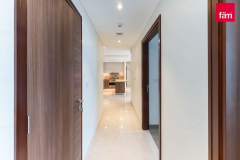 Apartment in Downtown Dubai (Downtown Burj Dubai), Dubai 3 bedrooms, 170 sq.m. № 109130 - photo 13