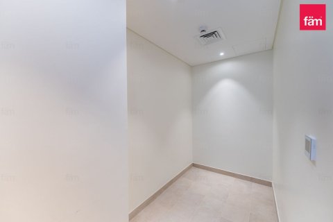 Apartment in Downtown Dubai (Downtown Burj Dubai), Dubai 3 bedrooms, 170 sq.m. № 109130 - photo 16