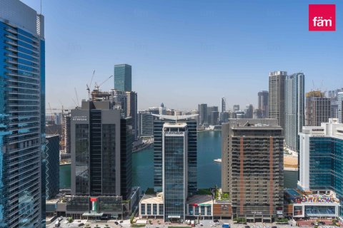 Apartment in Downtown Dubai (Downtown Burj Dubai), Dubai 3 bedrooms, 170 sq.m. № 109130 - photo 2