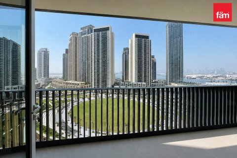 Квартира в Дубае, 2 спальни, 106м², № 109127