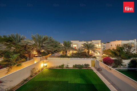 Villa in Dubai 3 bedrooms, 365.3 sq.m. № 84154 - photo 22