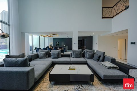 Villa in Dubai Marina, Dubai 4 bedrooms, 413.1 sq.m. № 53324 - photo 9