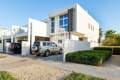 Townhouse in DAMAC Hills (Akoya by DAMAC), Dubai 3 bedrooms, 175 sq.m. № 19583 - photo 9