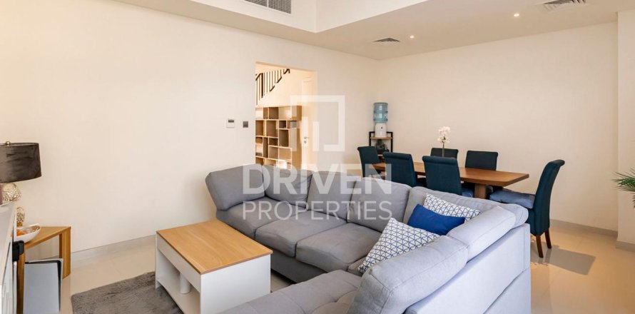 Townhouse in DAMAC Hills (Akoya by DAMAC), Dubai 3 bedrooms, 175 sq.m. № 19583