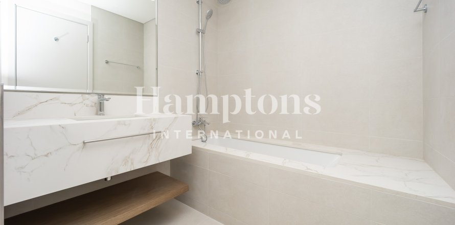 Appartement à Dubai Harbour, Dubai, 2 chambres, 114.67 m², № 105663