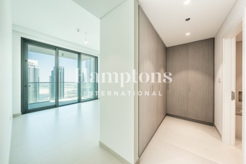 Apartment in The Grand, Dubai Creek Harbour (The Lagoons), Dubai 2 bedrooms, 120.09942422 sq.m. № 105658 - photo 3