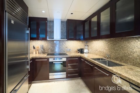 Снять в аренду квартиру в Даунтаун Дубай (Даунтаун Бурдж Дубай), Дубай: 1 спальня, 105м², № 83804 - фото 11