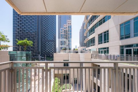 Apartment in Downtown Dubai (Downtown Burj Dubai), Dubai 2 bedrooms, 184 sq.m. № 21092 - photo 18