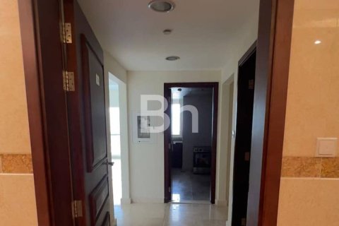 Apartment in Business Bay, Dubai 2 bedrooms, 147 sq.m. № 24051 - photo 12