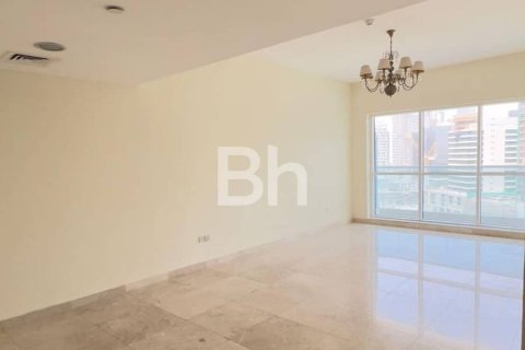 Apartment in Business Bay, Dubai 2 bedrooms, 147 sq.m. № 24051 - photo 1