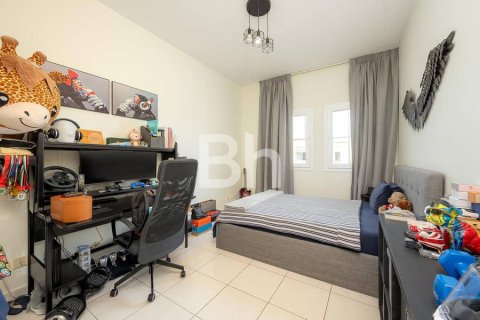 Villa en The Springs, Dubai, 3 dormitorios, 238 m², № 21888 - foto 15