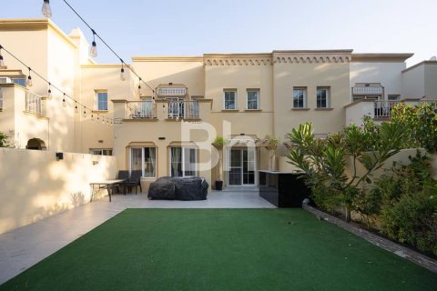 Villa en The Springs, Dubai, 3 dormitorios, 238 m², № 21888 - foto 1
