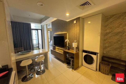Apartment in Business Bay, Dubai 2 bedrooms, 75.2 sq.m. № 53391 - photo 2
