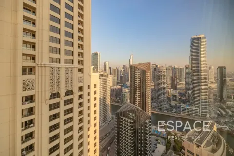 Apartment in Jumeirah Beach Residence, Dubai 2 bedrooms, 123 sq.m. № 122915 - photo 15