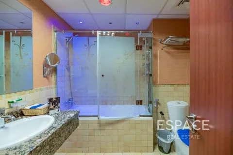 Apartment in Jumeirah Beach Residence, Dubai 2 bedrooms, 123 sq.m. № 122915 - photo 9