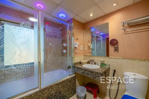Apartment in Jumeirah Beach Residence, Dubai 2 bedrooms, 123 sq.m. № 122915 - photo 13