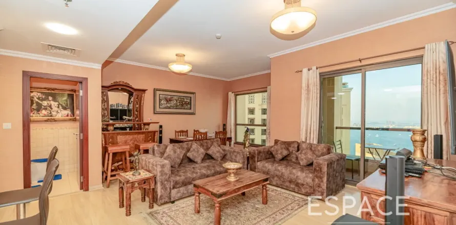 Apartment in Jumeirah Beach Residence, Dubai 2 bedrooms, 123 sq.m. № 122915