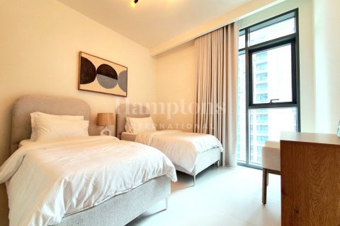 Apartamento en Dubai Harbour, Dubai, 2 dormitorios, 100.61952318 m², № 12608 - foto 1