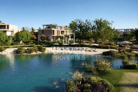 Villa in Dubai Land, Dubai 5 bedrooms, 693.61 sq.m. № 135489 - photo 8
