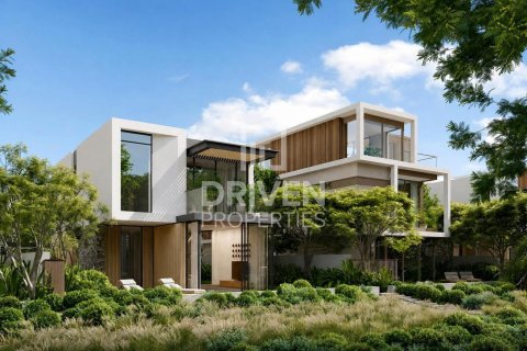 Villa in Dubai Land, Dubai 5 bedrooms, 693.61 sq.m. № 135489 - photo 15