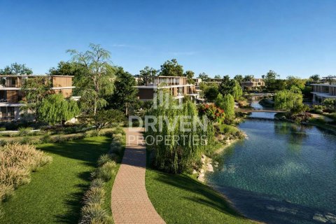 Villa in Dubai Land, Dubai 5 bedrooms, 693.61 sq.m. № 135489 - photo 7