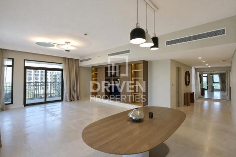 Apartamento en Umm Suqeim 3, Umm Suqeim, Dubai, 4 dormitorios, 273.41 m², № 126171 - foto 3